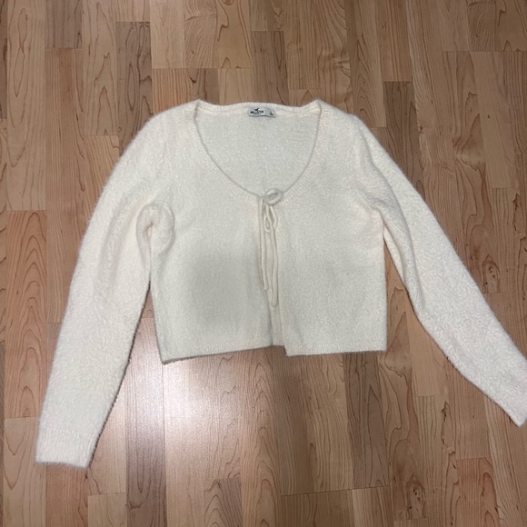 Hollister Cozy Front Tie Cardigan - Picture 2 of 3